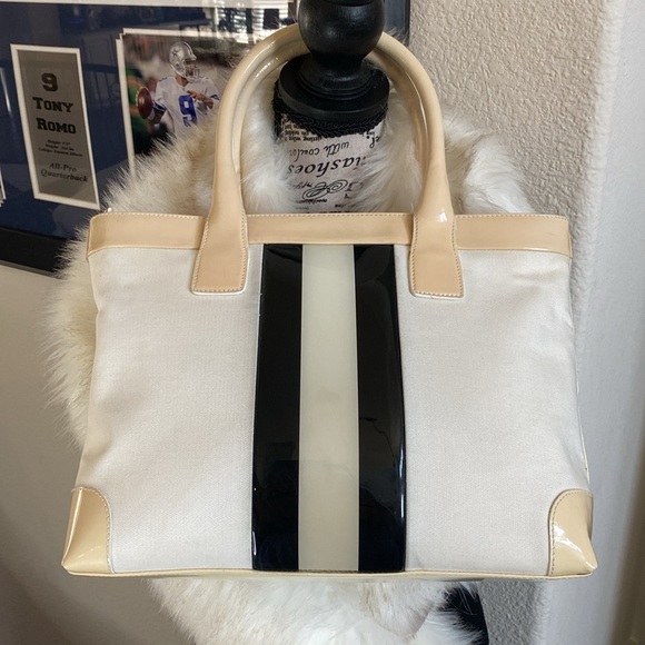 Gucci Canvas Shopper - Picture 7 of 11